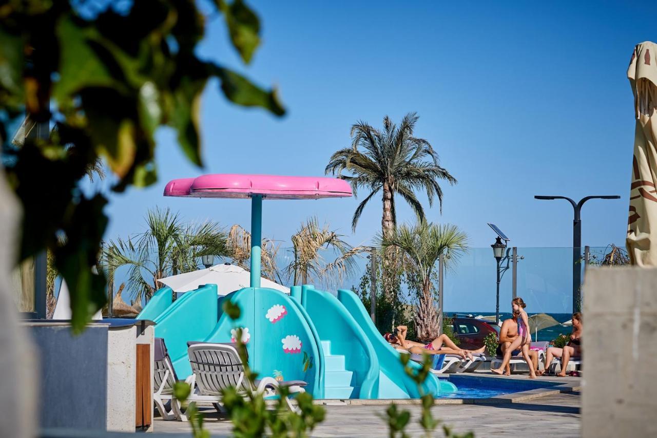 Sea La Vie 2Br Apt Spa N Pool Beach Resort Navodari Exterior photo