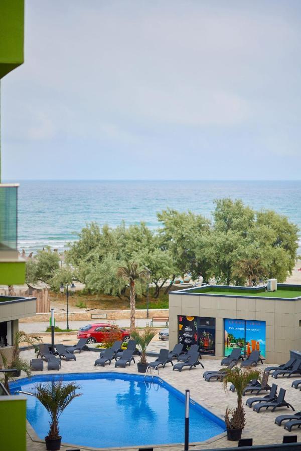 Sea La Vie 2Br Apt Spa N Pool Beach Resort Navodari Exterior photo