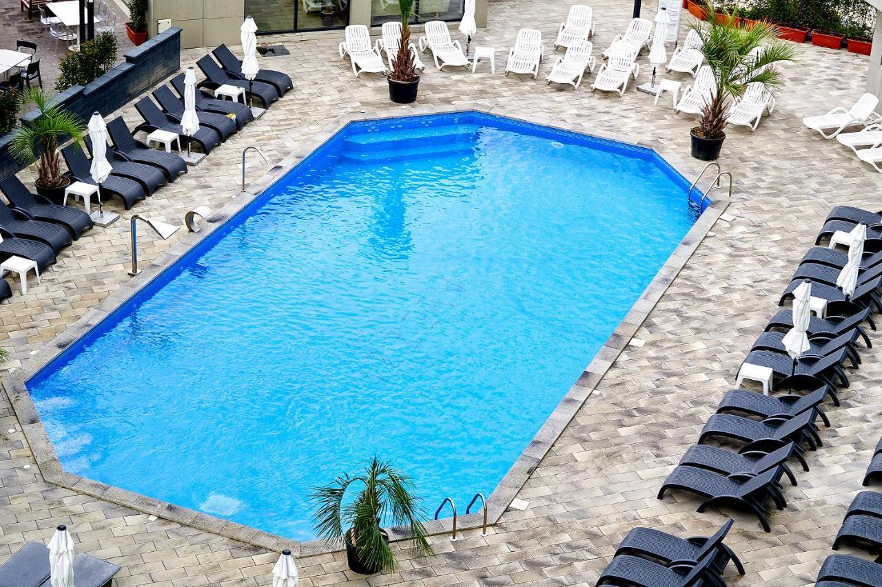 Sea La Vie 2Br Apt Spa N Pool Beach Resort Navodari Exterior photo