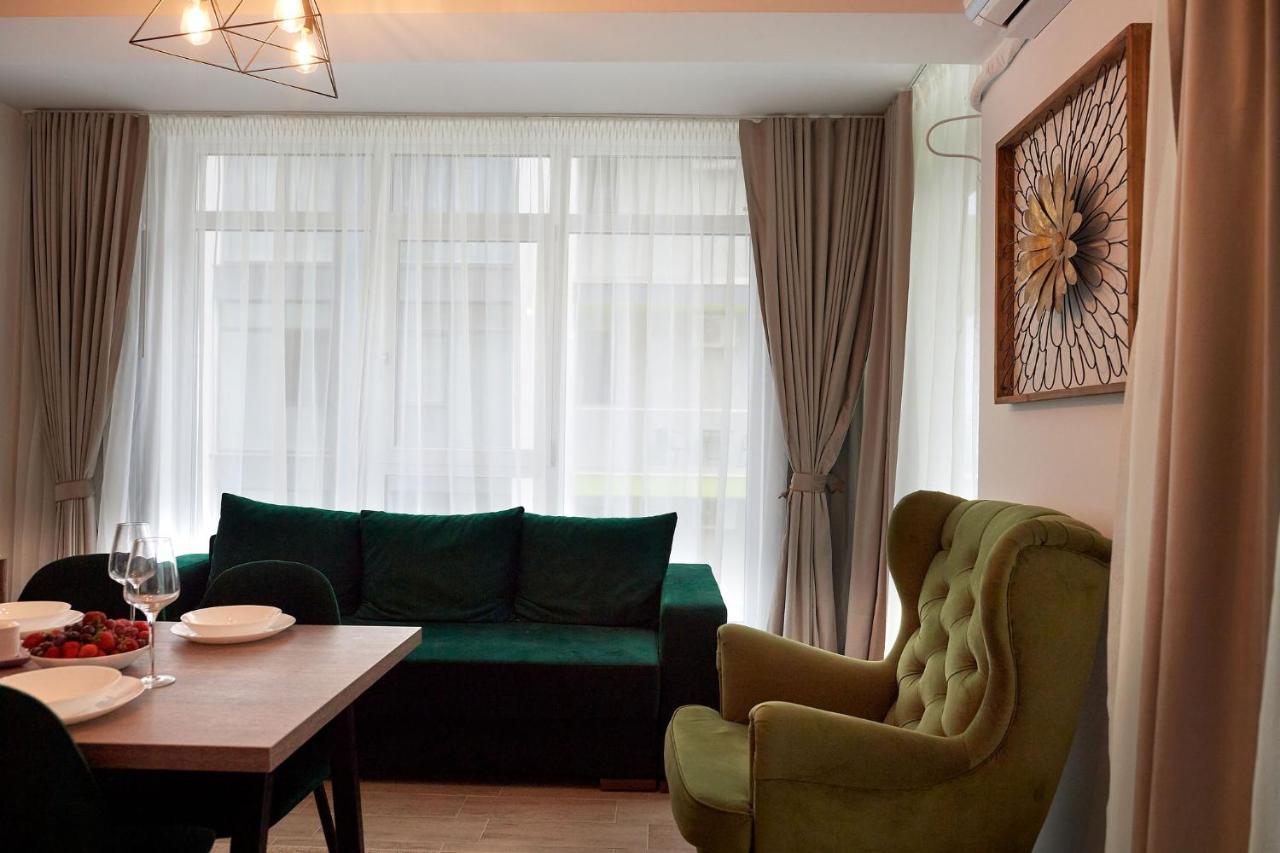 Sea La Vie 2Br Apt Spa N Pool Beach Resort Navodari Exterior photo