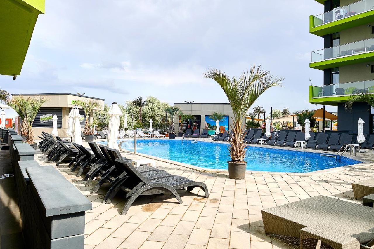 Sea La Vie 2Br Apt Spa N Pool Beach Resort Navodari Exterior photo